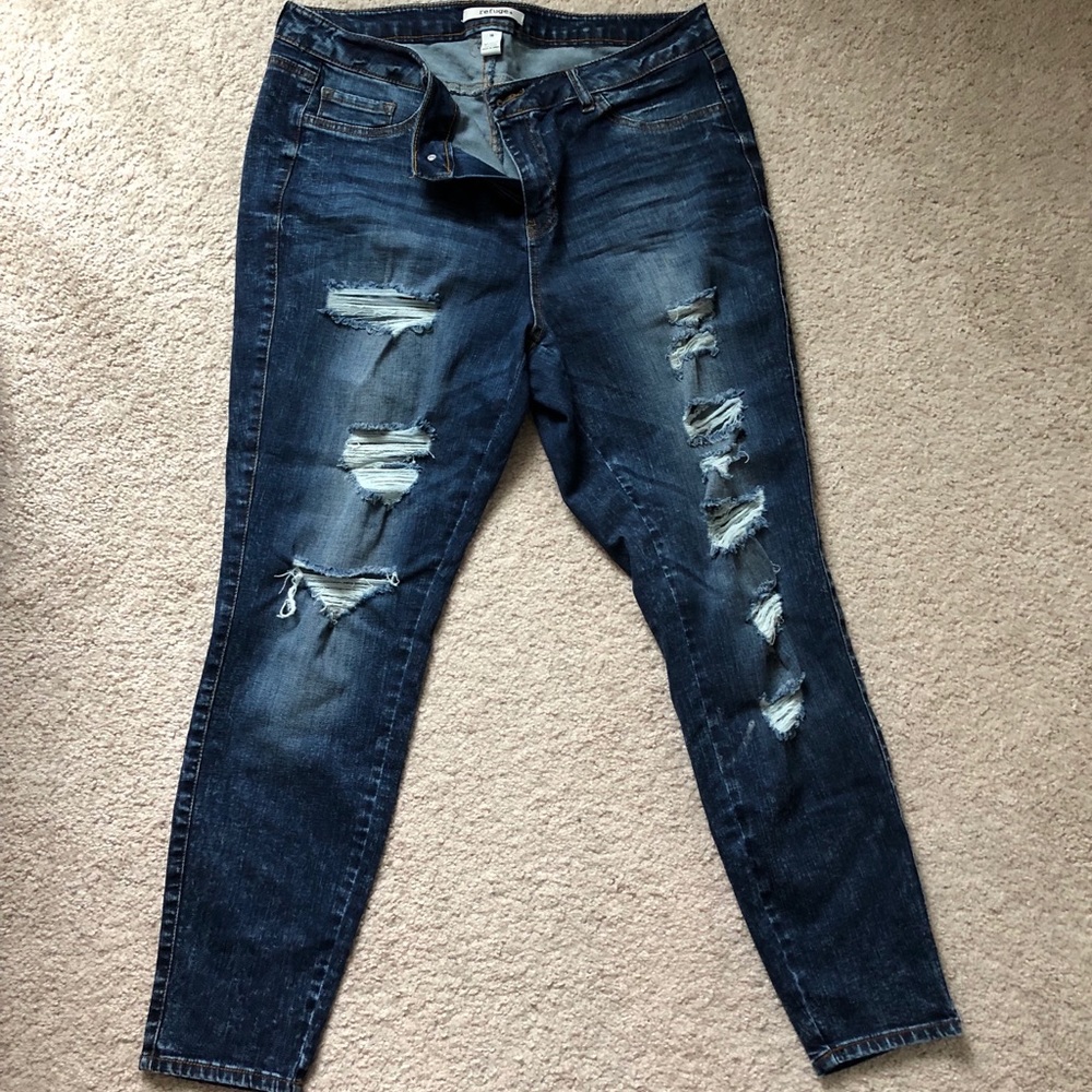 Ripped jeans Charlotte Russe